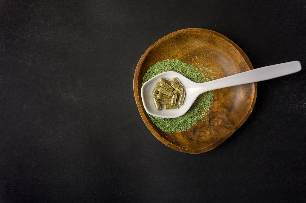White Thai Kratom Benefits, Effects, and Dosage