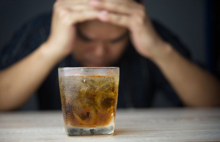 Can You Use Kratom for Alcohol Withdrawal